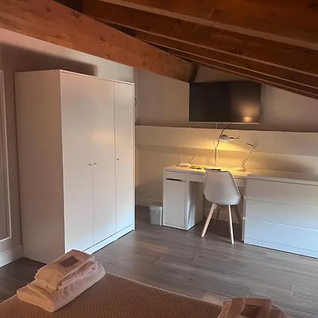 Easy Guest house *